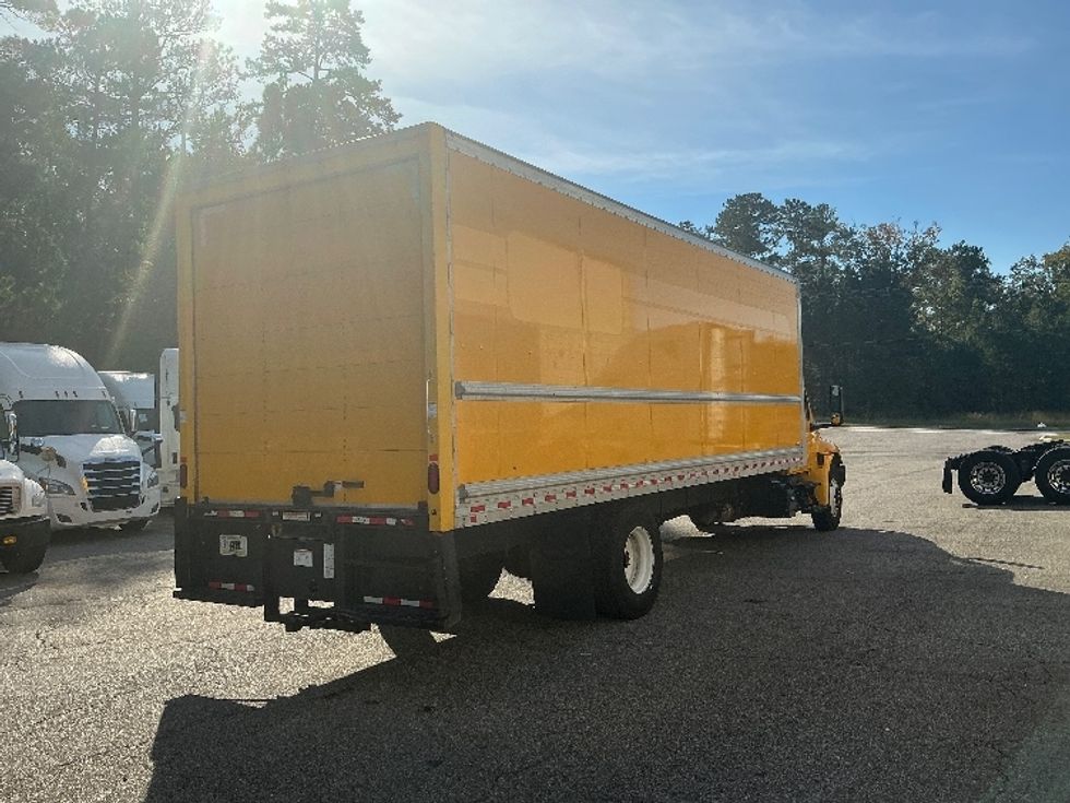 Medium Duty Box Truck-Light and Medium Duty Trucks-International-2022-MV607-Prince George-VA-294,813\n\t\tmiles-$ 30,750 - Image 13