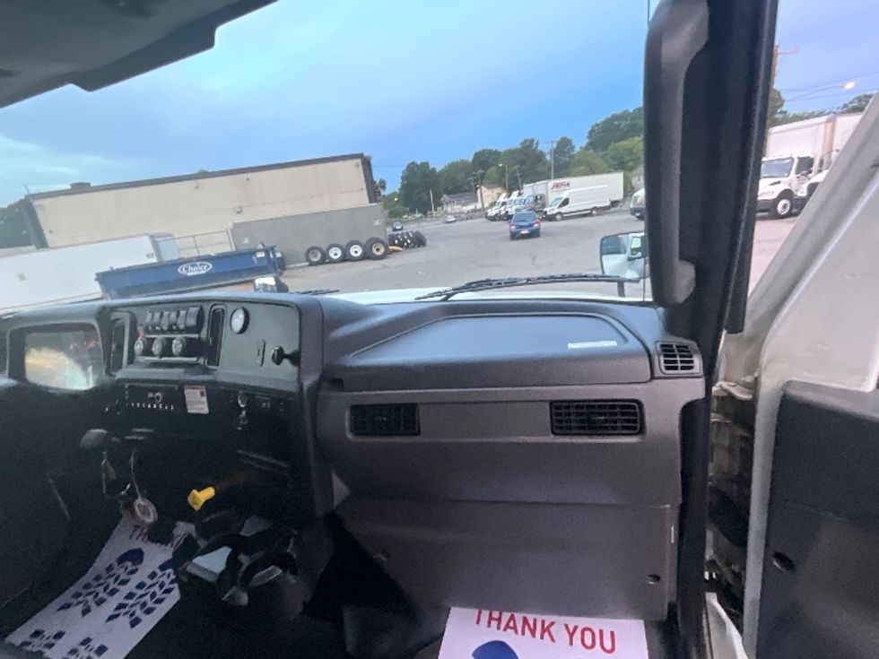 Medium Duty Box Truck-Light and Medium Duty Trucks-International-2022-MV607-Prince George-VA-64,683\n\t\tmiles-$ 70,250 - Image 21
