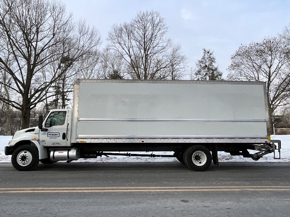 Medium Duty Box Truck-Light and Medium Duty Trucks-International-2022-MV607-Reading-PA-142,783\n\t\tmiles-$ 58,500 - Image 4