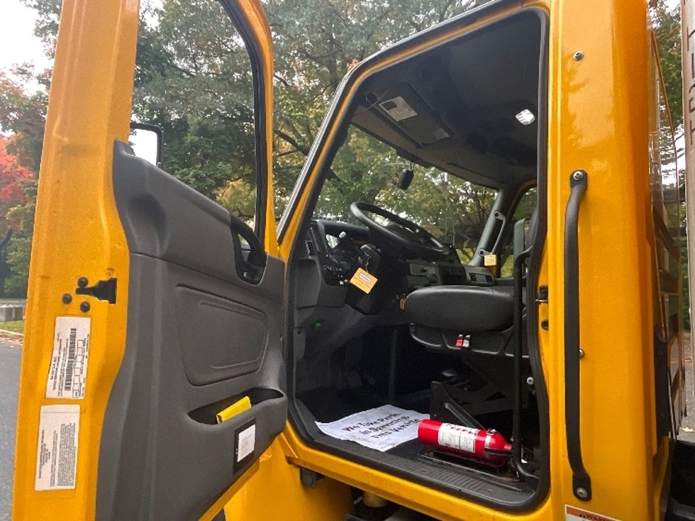 Medium Duty Box Truck-Light and Medium Duty Trucks-International-2022-MV607-Reading-PA-232,365\n\t\tmiles-$ 40,000 - Image 16