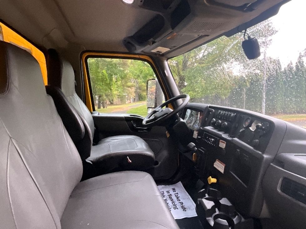 Medium Duty Box Truck-Light and Medium Duty Trucks-International-2022-MV607-Reading-PA-232,365\n\t\tmiles-$ 40,000 - Image 22