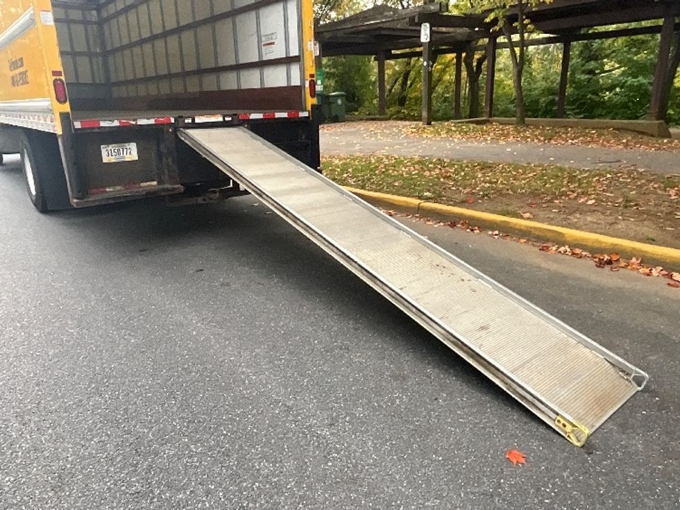 Medium Duty Box Truck-Light and Medium Duty Trucks-International-2022-MV607-Reading-PA-232,365\n\t\tmiles-$ 40,000 - Image 9