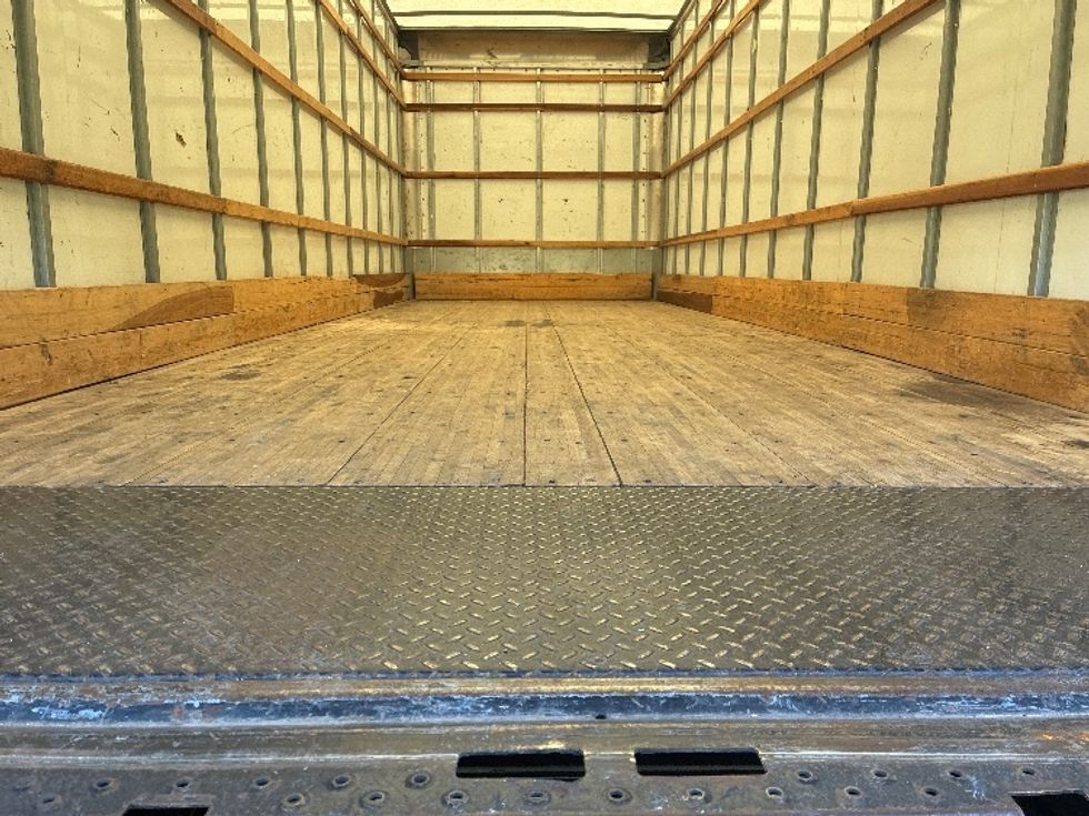Medium Duty Box Truck-Light and Medium Duty Trucks-International-2022-MV607-Richland-MS-236,470\n\t\tmiles-$ 43,500 - Image 10