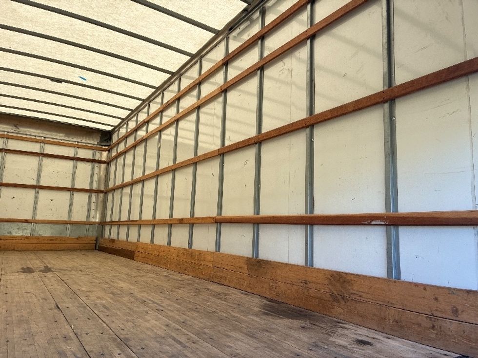 Medium Duty Box Truck-Light and Medium Duty Trucks-International-2022-MV607-Richland-MS-236,470\n\t\tmiles-$ 43,500 - Image 12