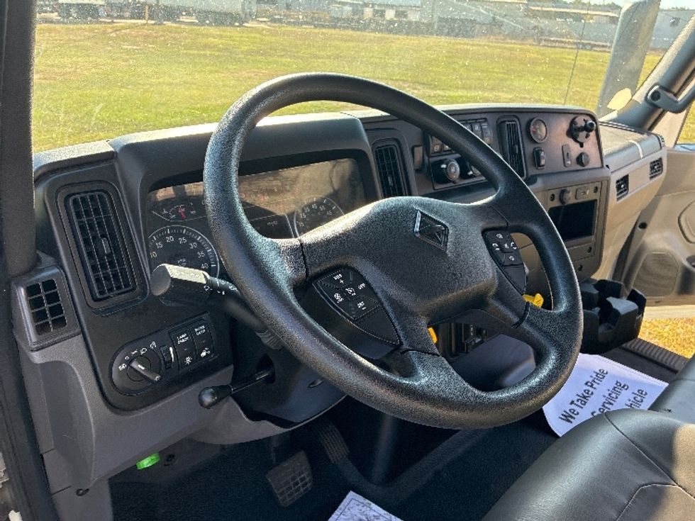Medium Duty Box Truck-Light and Medium Duty Trucks-International-2022-MV607-Richland-MS-236,470\n\t\tmiles-$ 43,500 - Image 17
