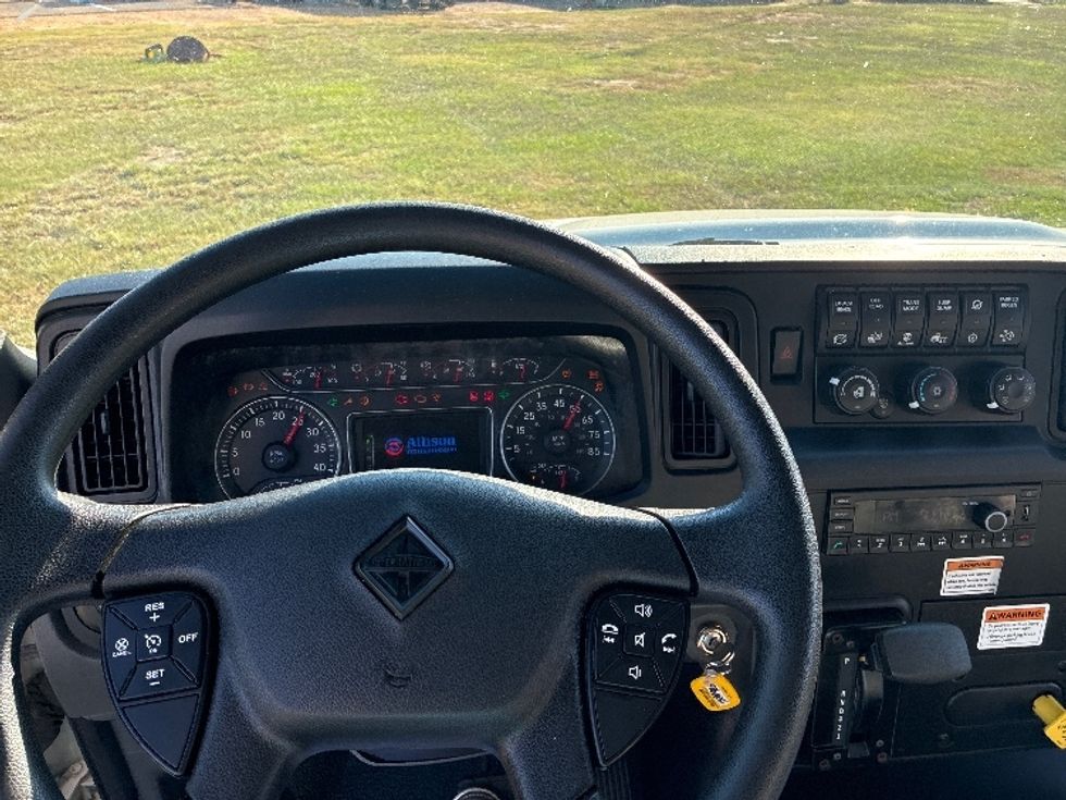 Medium Duty Box Truck-Light and Medium Duty Trucks-International-2022-MV607-Richland-MS-236,470\n\t\tmiles-$ 43,500 - Image 18