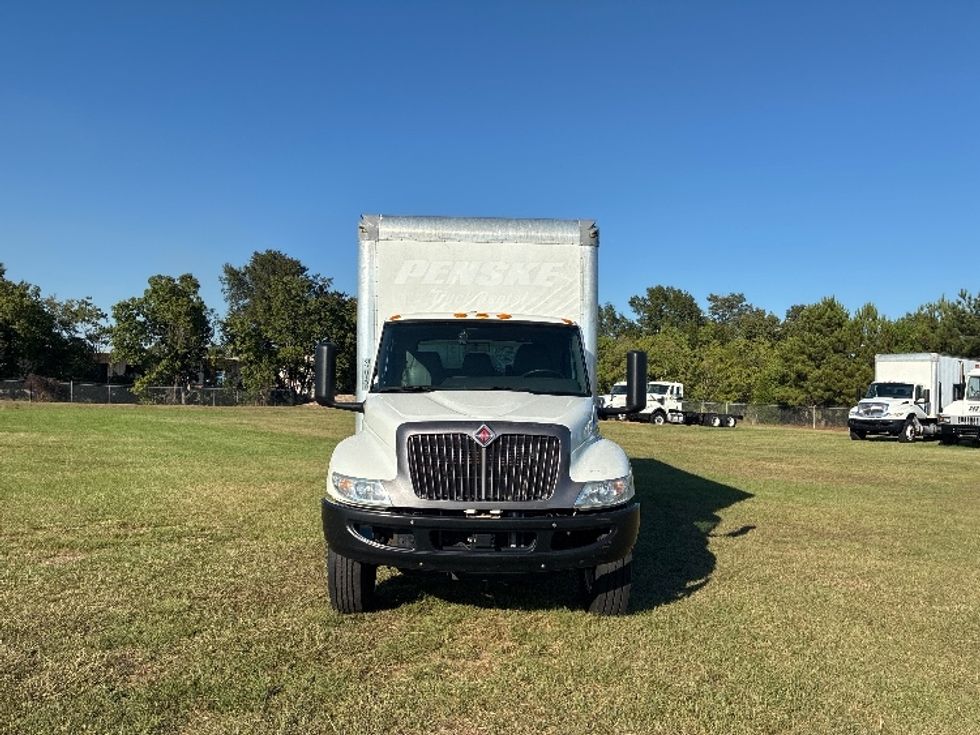 Medium Duty Box Truck-Light and Medium Duty Trucks-International-2022-MV607-Richland-MS-236,470\n\t\tmiles-$ 43,500 - Image 2