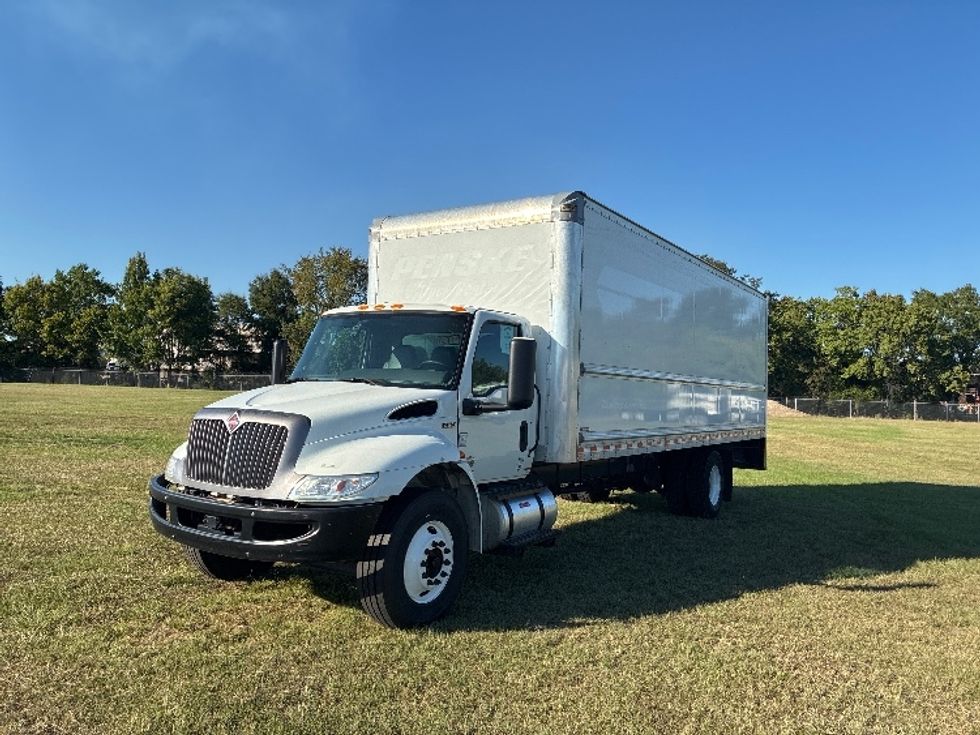 Medium Duty Box Truck-Light and Medium Duty Trucks-International-2022-MV607-Richland-MS-236,470\n\t\tmiles-$ 43,500 - Image 3
