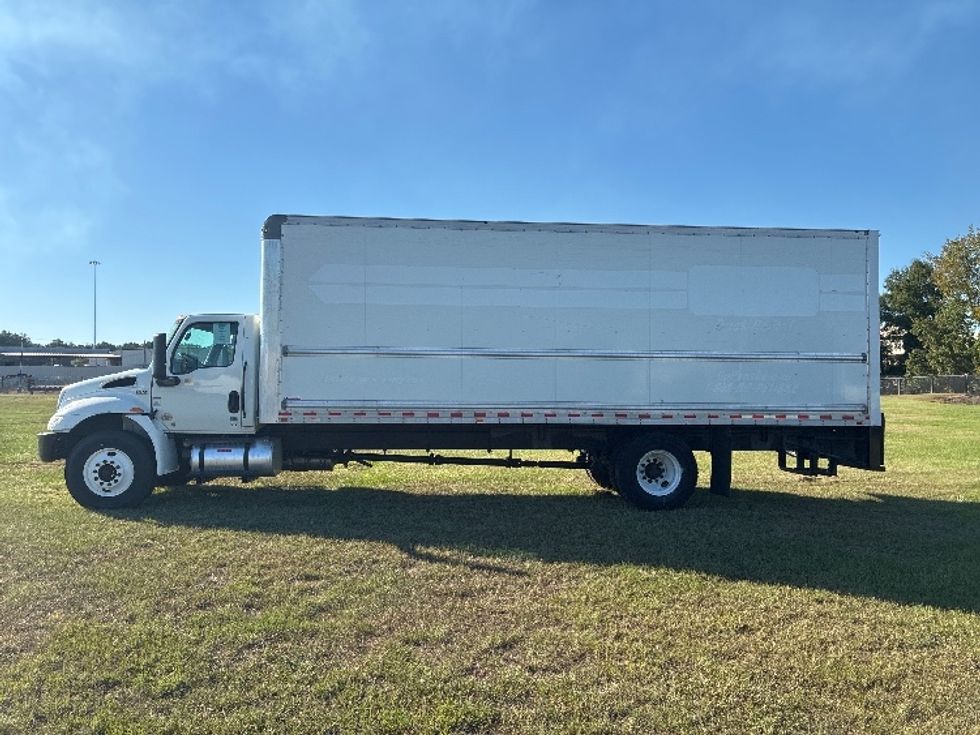Medium Duty Box Truck-Light and Medium Duty Trucks-International-2022-MV607-Richland-MS-236,470\n\t\tmiles-$ 43,500 - Image 4