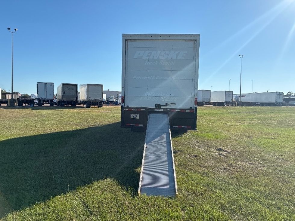 Medium Duty Box Truck-Light and Medium Duty Trucks-International-2022-MV607-Richland-MS-236,470\n\t\tmiles-$ 43,500 - Image 9