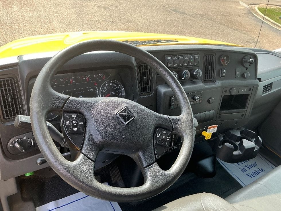 Medium Duty Box Truck-Light and Medium Duty Trucks-International-2022-MV607-Richland-MS-241,576\n\t\tmiles-$ 45,000 - Image 18