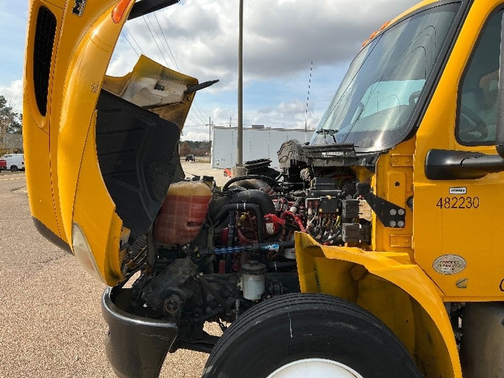 Medium Duty Box Truck-Light and Medium Duty Trucks-International-2022-MV607-Richland-MS-241,576\n\t\tmiles-$ 45,000 - Image 24