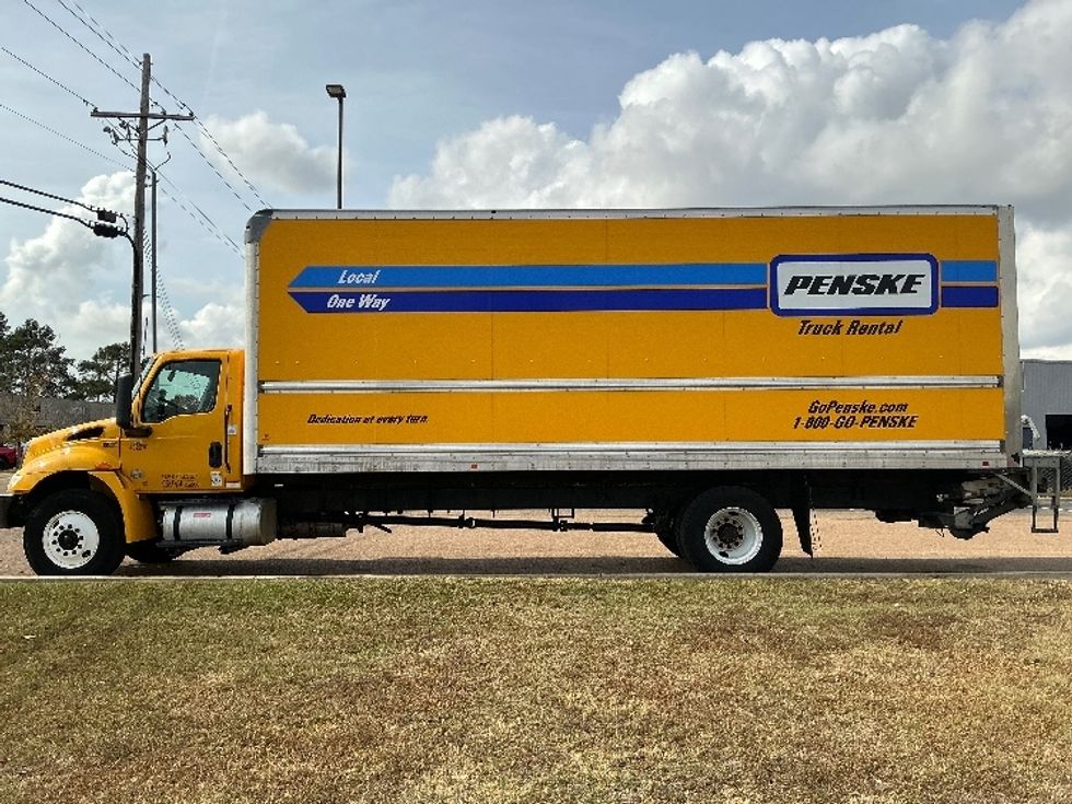 Medium Duty Box Truck-Light and Medium Duty Trucks-International-2022-MV607-Richland-MS-241,576\n\t\tmiles-$ 45,000 - Image 4