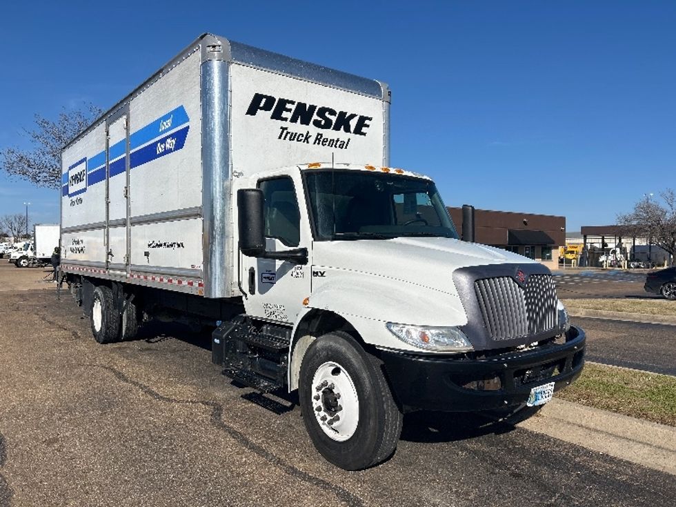 Medium Duty Box Truck-Light and Medium Duty Trucks-International-2022-MV607-Richland-MS-261,288\n\t\tmiles-$ 41,250 - Image 1