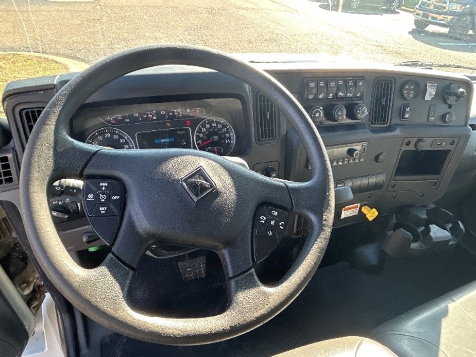 Medium Duty Box Truck-Light and Medium Duty Trucks-International-2022-MV607-Richland-MS-261,288\n\t\tmiles-$ 41,250 - Image 18