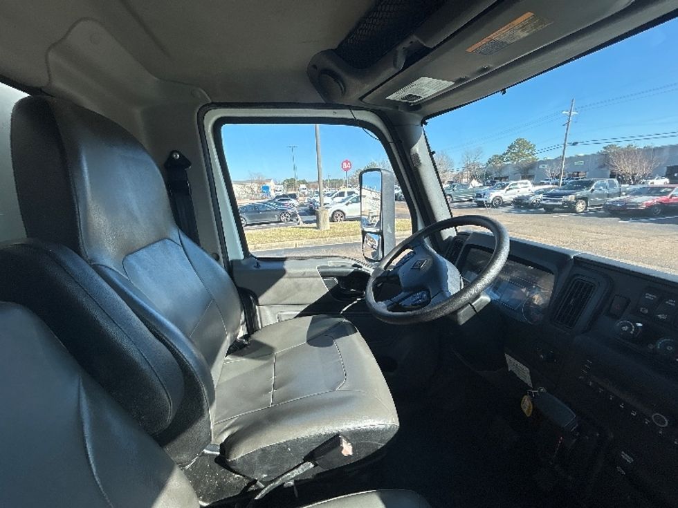 Medium Duty Box Truck-Light and Medium Duty Trucks-International-2022-MV607-Richland-MS-261,288\n\t\tmiles-$ 41,250 - Image 22