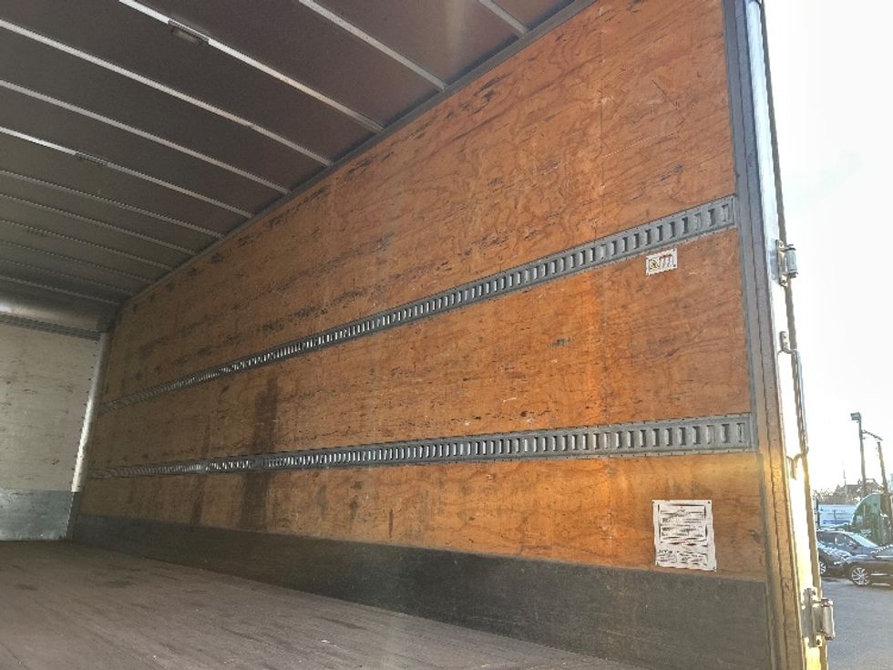 Medium Duty Box Truck-Light and Medium Duty Trucks-International-2022-MV607-Rochester-NY-141,516\n\t\tmiles-$ 53,250 - Image 11