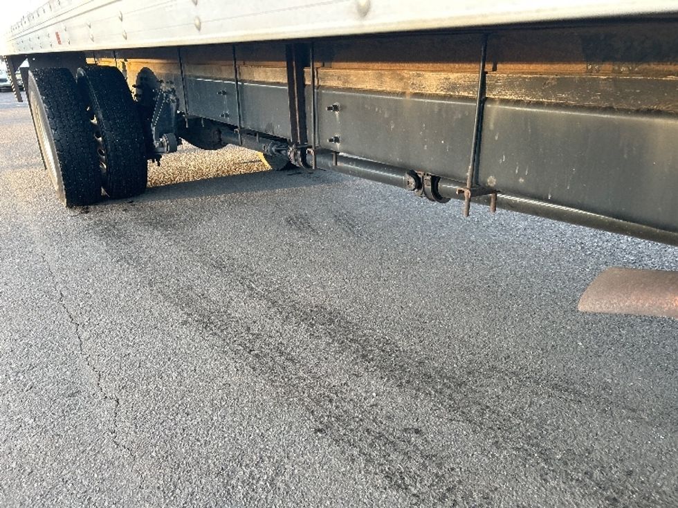 Medium Duty Box Truck-Light and Medium Duty Trucks-International-2022-MV607-Rochester-NY-141,516\n\t\tmiles-$ 53,250 - Image 13