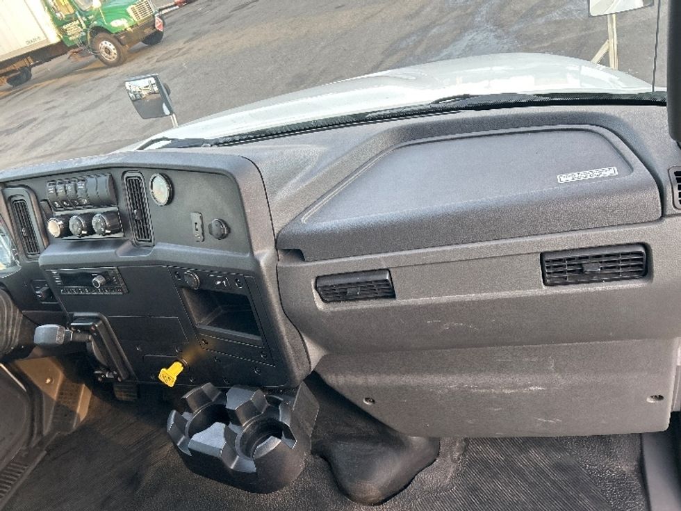 Medium Duty Box Truck-Light and Medium Duty Trucks-International-2022-MV607-Rochester-NY-141,516\n\t\tmiles-$ 53,250 - Image 20