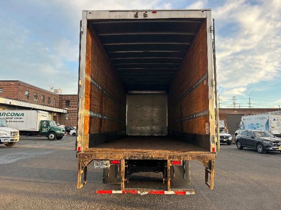 Medium Duty Box Truck-Light and Medium Duty Trucks-International-2022-MV607-Rochester-NY-141,516\n\t\tmiles-$ 53,250 - Image 8
