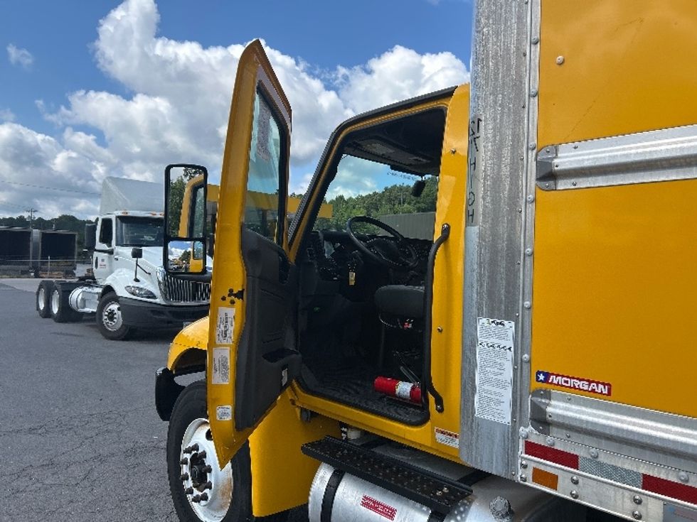 Medium Duty Box Truck-Light and Medium Duty Trucks-International-2022-MV607-Rochester-NY-241,923\n\t\tmiles-$ 40,250 - Image 16