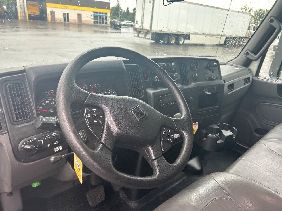 Medium Duty Box Truck-Light and Medium Duty Trucks-International-2022-MV607-Rochester-NY-248,377\n\t\tmiles-$ 41,500 - Image 16