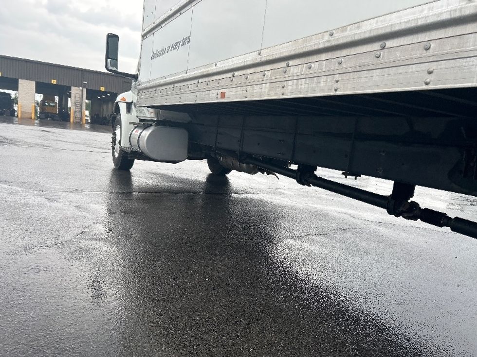 Medium Duty Box Truck-Light and Medium Duty Trucks-International-2022-MV607-Rochester-NY-248,377\n\t\tmiles-$ 41,500 - Image 5
