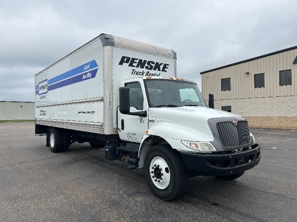 Medium Duty Box Truck-Light and Medium Duty Trucks-International-2022-MV607-Rothschild-WI-247,716\n\t\tmiles-$ 39,750 - Image 1