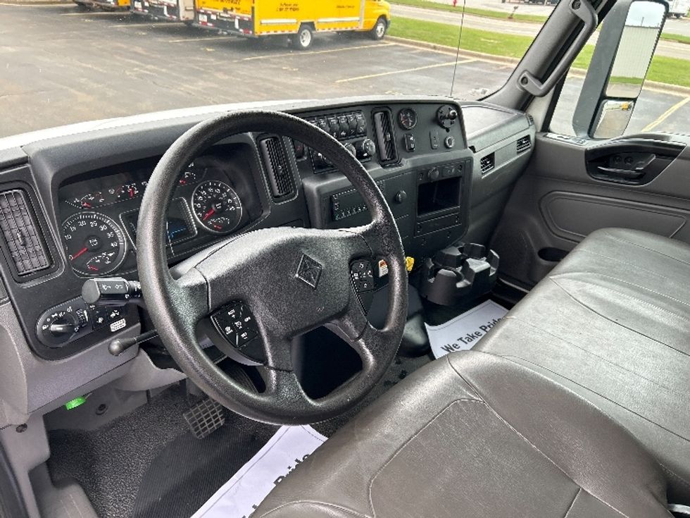 Medium Duty Box Truck-Light and Medium Duty Trucks-International-2022-MV607-Rothschild-WI-247,716\n\t\tmiles-$ 39,750 - Image 17