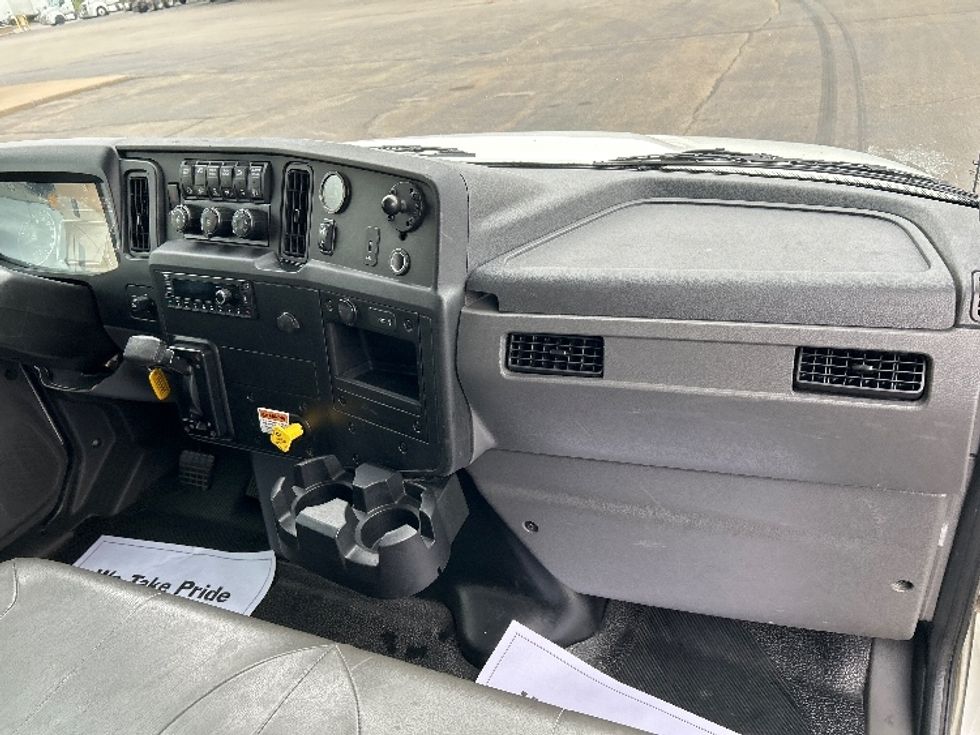 Medium Duty Box Truck-Light and Medium Duty Trucks-International-2022-MV607-Rothschild-WI-247,716\n\t\tmiles-$ 39,750 - Image 20