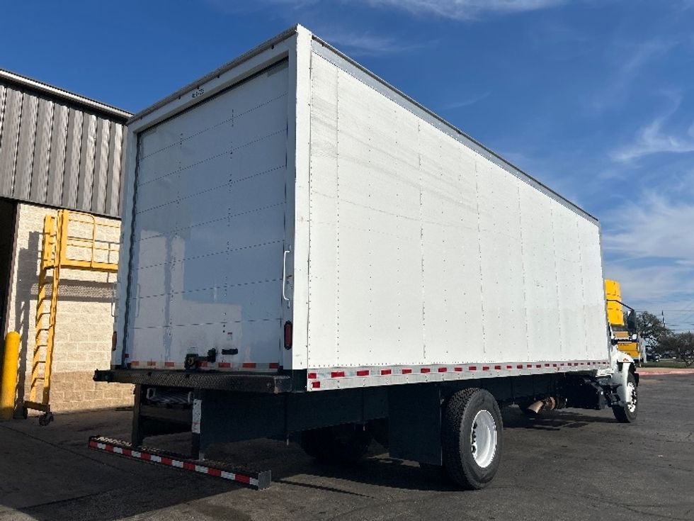 Medium Duty Box Truck-Light and Medium Duty Trucks-International-2022-MV607-Round Rock-TX-67,709\n\t\tmiles-$ 70,250 - Image 13