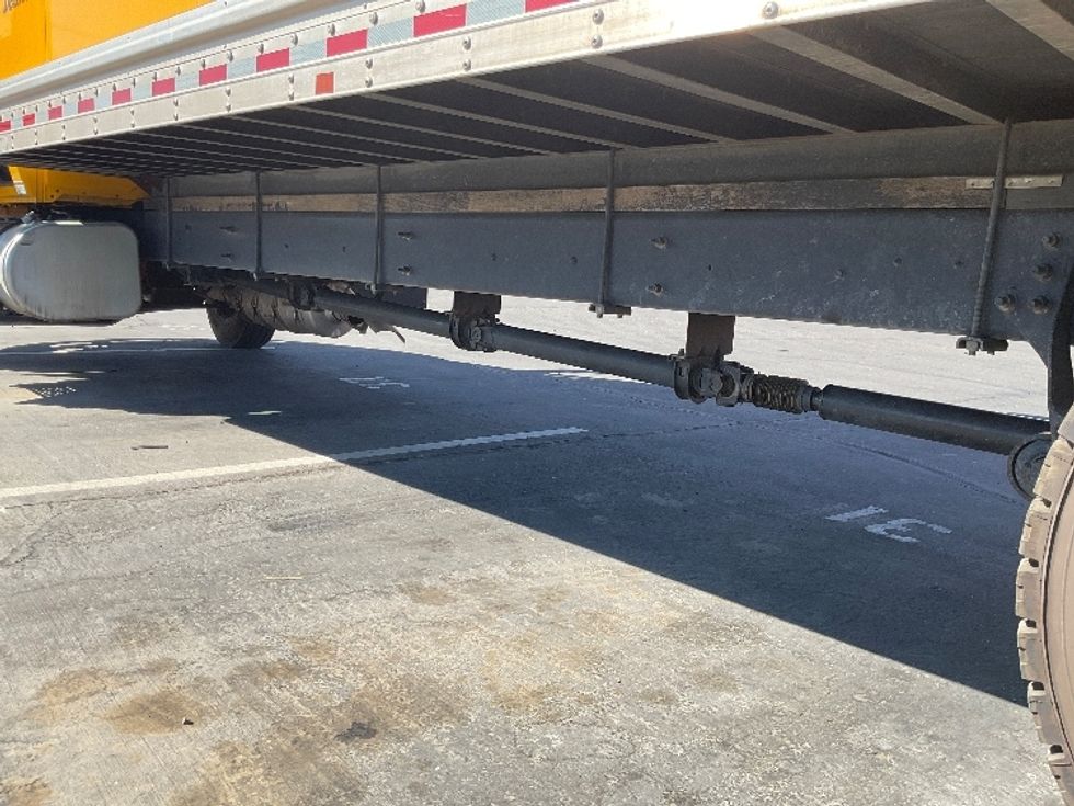 Medium Duty Box Truck-Light and Medium Duty Trucks-International-2022-MV607-Sacramento-CA-157,417\n\t\tmiles-$ 62,500 - Image 5