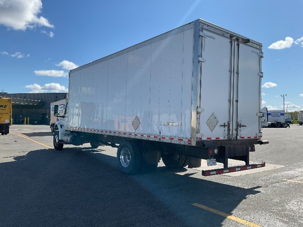 Medium Duty Box Truck-Light and Medium Duty Trucks-International-2022-MV607-Saint Laurent-PQ-104,018\n\t\tkm-$ 81,500 - Image 6