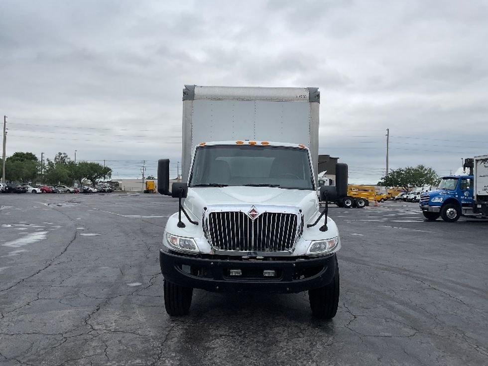 Medium Duty Box Truck-Light and Medium Duty Trucks-International-2022-MV607-Saint Petersburg-FL-130,843\n\t\tmiles-$ 69,750 - Image 2