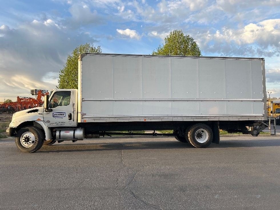 Medium Duty Box Truck-Light and Medium Duty Trucks-International-2022-MV607-Salt Lake City-UT-158,290\n\t\tmiles-$ 61,000 - Image 4