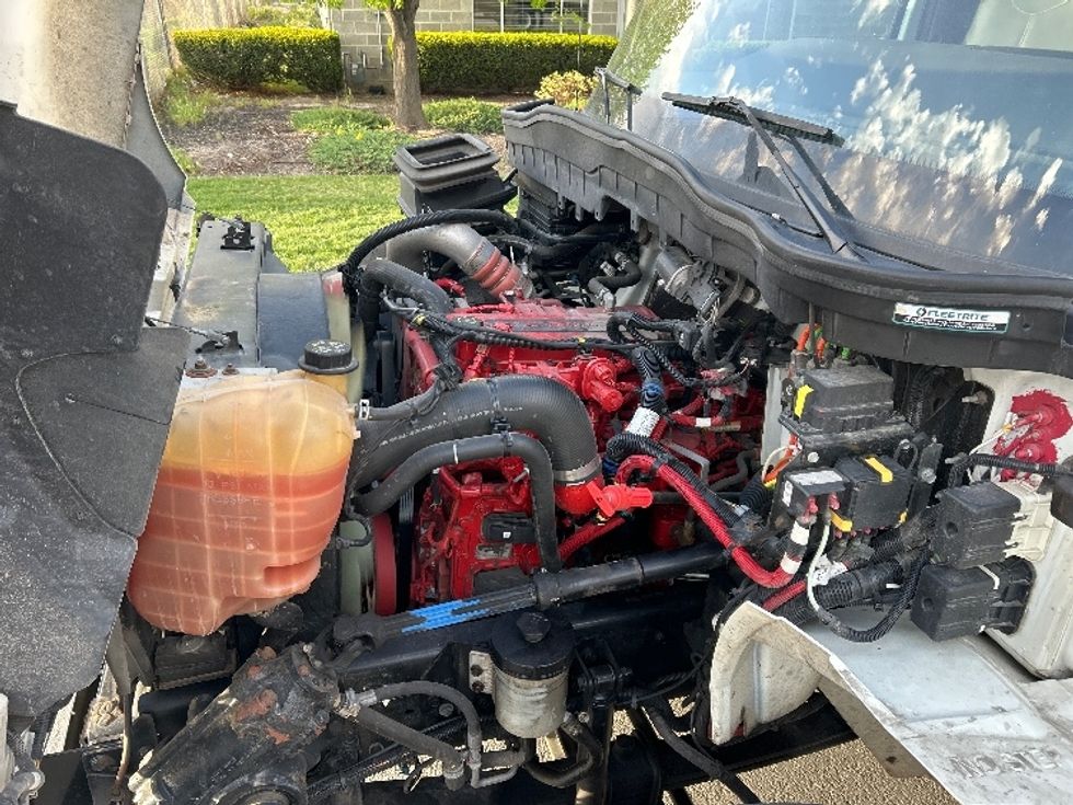 Medium Duty Box Truck-Light and Medium Duty Trucks-International-2022-MV607-Salt Lake City-UT-158,290\n\t\tmiles-$ 61,000 - Image 24