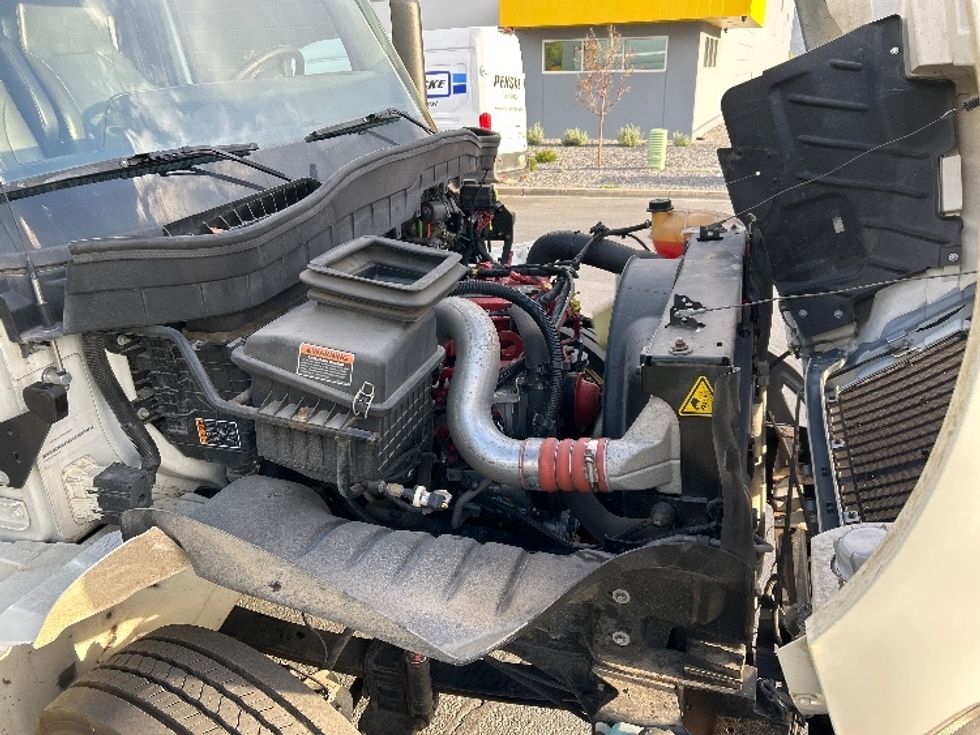 Medium Duty Box Truck-Light and Medium Duty Trucks-International-2022-MV607-Salt Lake City-UT-158,290\n\t\tmiles-$ 61,000 - Image 23