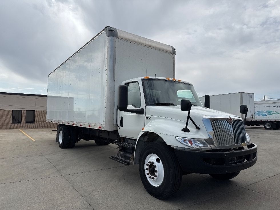 Medium Duty Box Truck-Light and Medium Duty Trucks-International-2022-MV607-Salt Lake City-UT-211,927\n\t\tmiles-$ 47,000 - Image 1