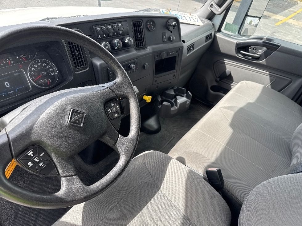 Medium Duty Box Truck-Light and Medium Duty Trucks-International-2022-MV607-Salt Lake City-UT-214,792\n\t\tmiles-$ 46,500 - Image 16
