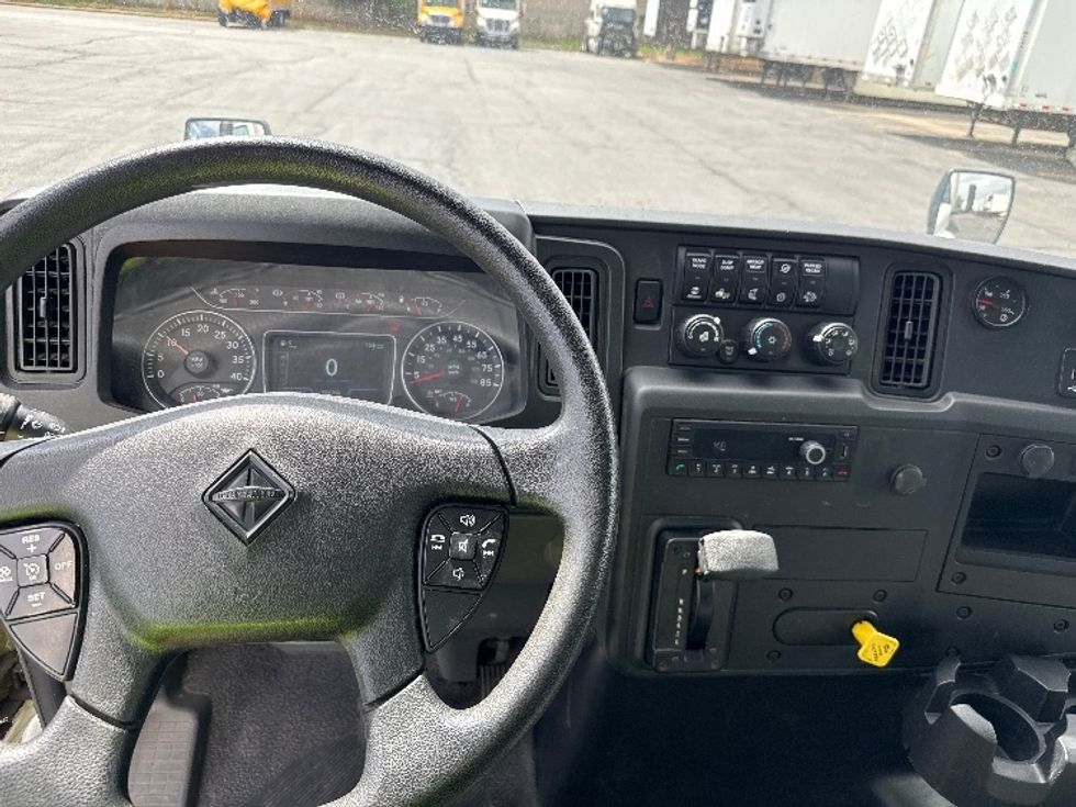 Medium Duty Box Truck-Light and Medium Duty Trucks-International-2022-MV607-Salt Lake City-UT-214,792\n\t\tmiles-$ 46,500 - Image 17