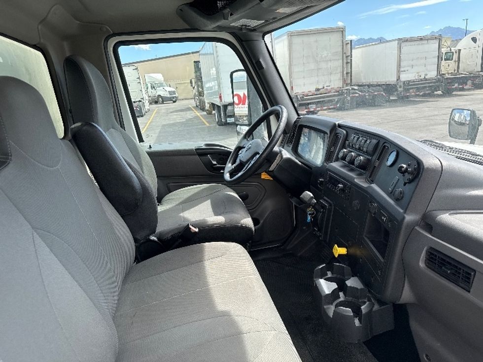Medium Duty Box Truck-Light and Medium Duty Trucks-International-2022-MV607-Salt Lake City-UT-214,792\n\t\tmiles-$ 46,500 - Image 21