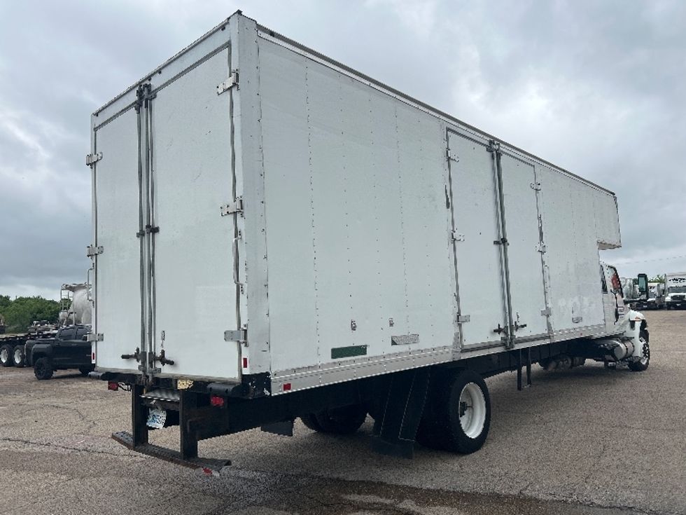 Medium Duty Box Truck-Light and Medium Duty Trucks-International-2022-MV607-San Antonio-TX-152,336\n\t\tmiles-$ 75,750 - Image 13
