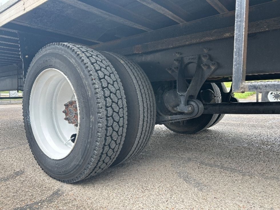 Medium Duty Box Truck-Light and Medium Duty Trucks-International-2022-MV607-San Antonio-TX-152,336\n\t\tmiles-$ 75,750 - Image 14