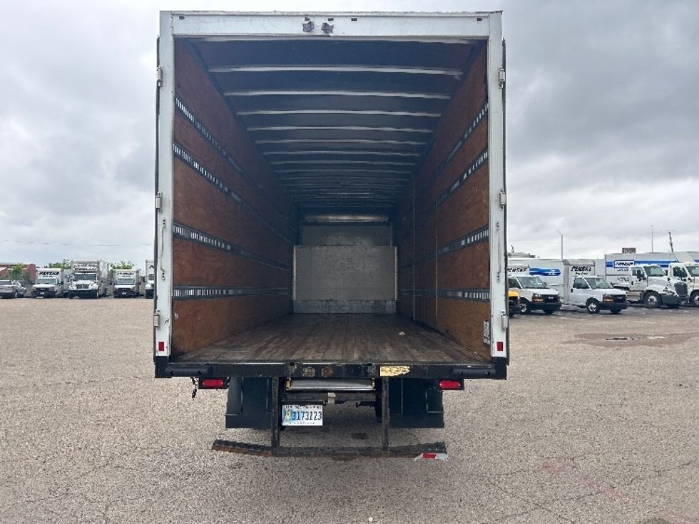 Medium Duty Box Truck-Light and Medium Duty Trucks-International-2022-MV607-San Antonio-TX-152,336\n\t\tmiles-$ 75,750 - Image 8