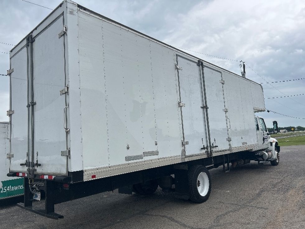 Medium Duty Box Truck-Light and Medium Duty Trucks-International-2022-MV607-San Antonio-TX-170,535\n\t\tmiles-$ 72,750 - Image 13