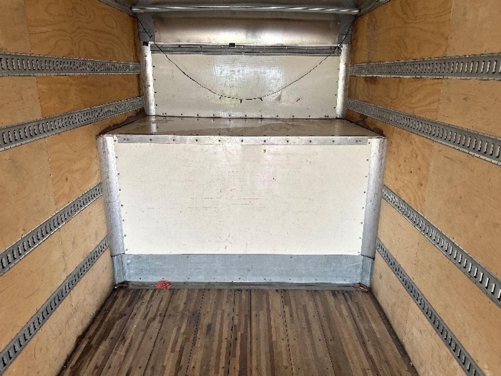 Medium Duty Box Truck-Light and Medium Duty Trucks-International-2022-MV607-San Antonio-TX-170,535\n\t\tmiles-$ 72,750 - Image 25