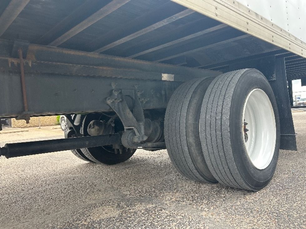 Medium Duty Box Truck-Light and Medium Duty Trucks-International-2022-MV607-San Antonio-TX-170,535\n\t\tmiles-$ 72,750 - Image 5