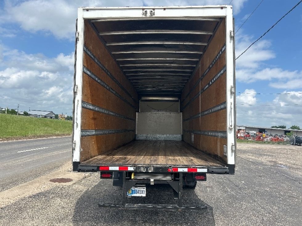 Medium Duty Box Truck-Light and Medium Duty Trucks-International-2022-MV607-San Antonio-TX-170,535\n\t\tmiles-$ 72,750 - Image 8