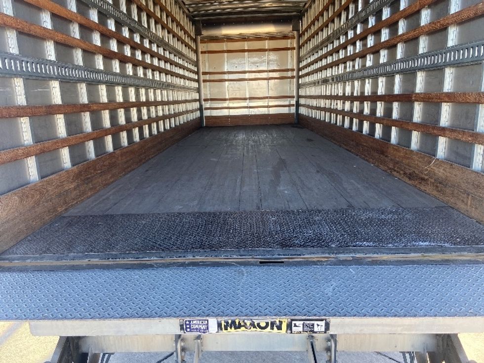 Medium Duty Box Truck-Light and Medium Duty Trucks-International-2022-MV607-San Antonio-TX-185,337\n\t\tmiles-$ 56,750 - Image 10