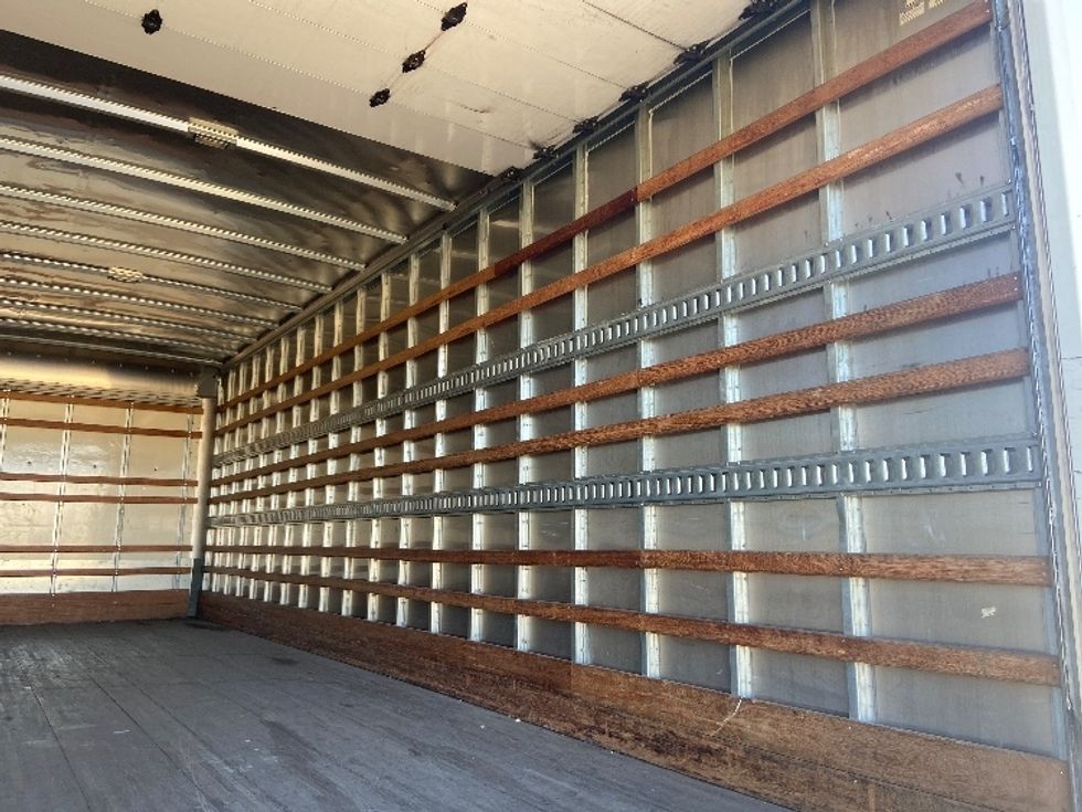 Medium Duty Box Truck-Light and Medium Duty Trucks-International-2022-MV607-San Antonio-TX-185,337\n\t\tmiles-$ 56,750 - Image 12